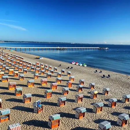Strandallee Timmendorfer Strand